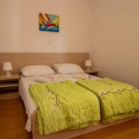 Guesthouse Bonaca Guest house 3*