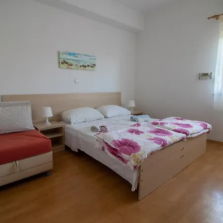 Guest house Guesthouse Bonaca Srima