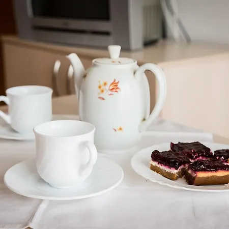 Guest house Guesthouse Bonaca 3*